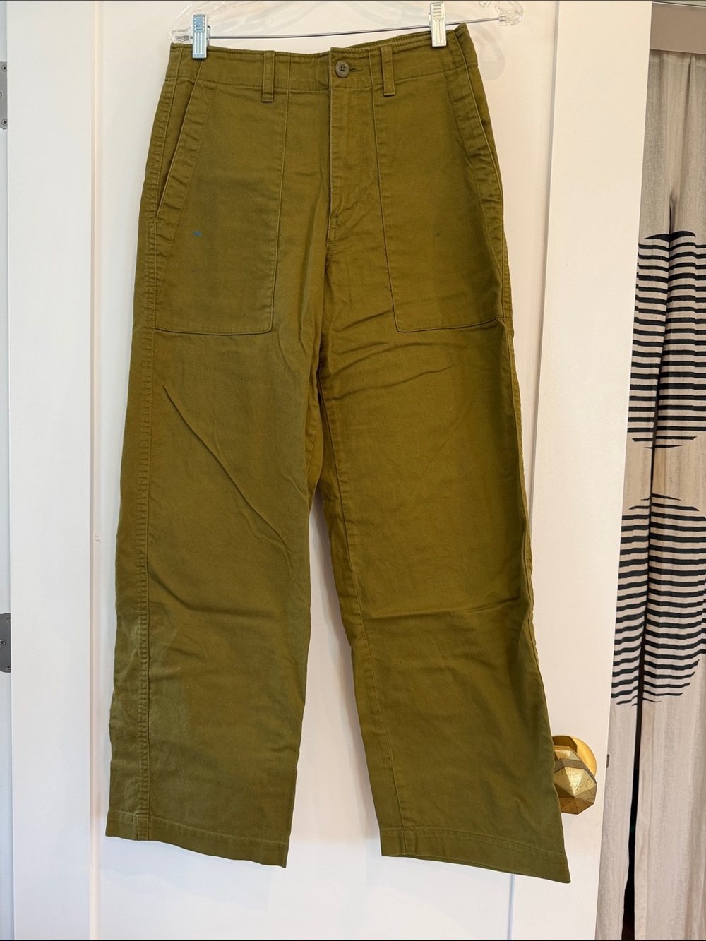 Uniqlo women’s Olive Green Utility Pants 4